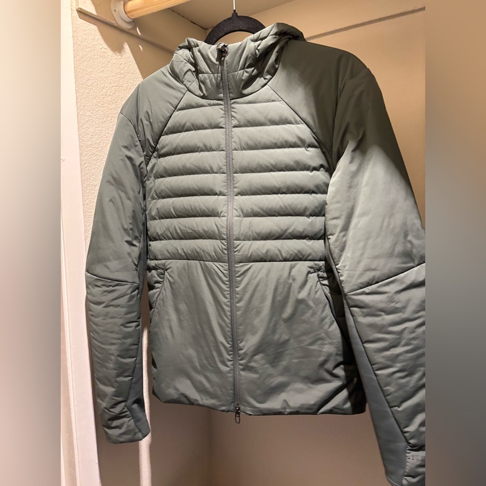 Down for It All 700-Fill Hoodie Jacket